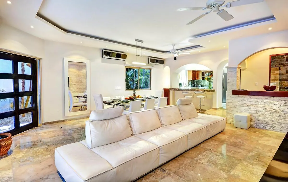 Poblado De Apoyo Diamont Villa Sleeps 10 With Pool And Air Con プレヤデルカーメン