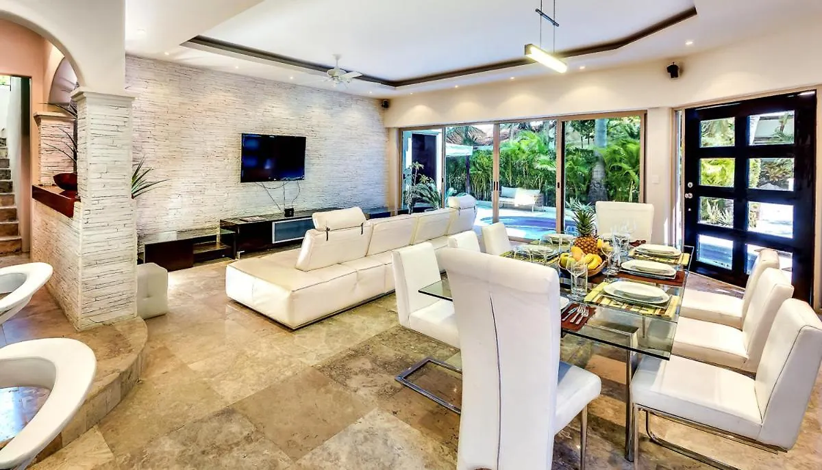 Poblado De Apoyo Diamont Villa Sleeps 10 With Pool And Air Con プレヤデルカーメン